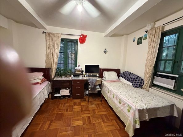 1551 Unionport Road 4C, Bronx NY 10462
