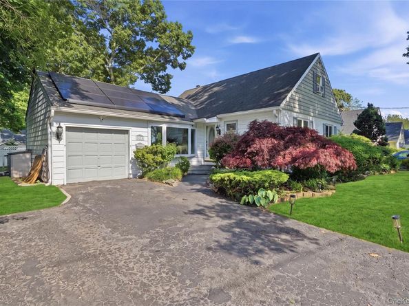 117 Bryan Avenue, Amityville NY 11701