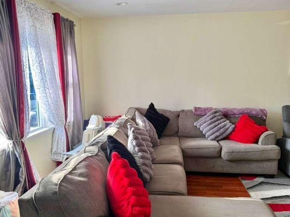 14983 254th Street, Rosedale NY 11422