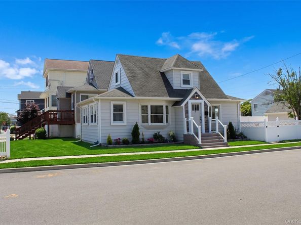 9 Franklin Street, East Rockaway NY 11518