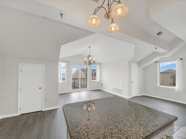 1424 Outlook Avenue 3, Bronx NY 10465