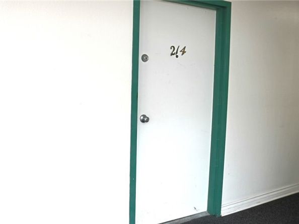 5585 E Pacific Coast Highway #214, Long Beach CA 90804