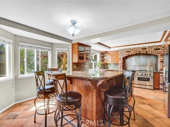 21231 Calle Sendero, Lake Forest (el Toro) CA 92630