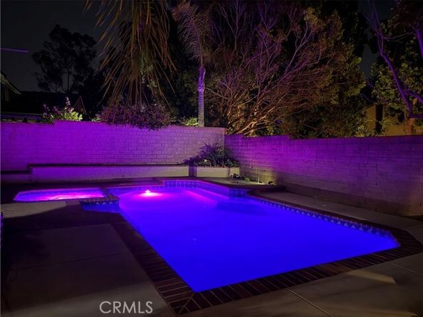 21231 Calle Sendero, Lake Forest (el Toro) CA 92630
