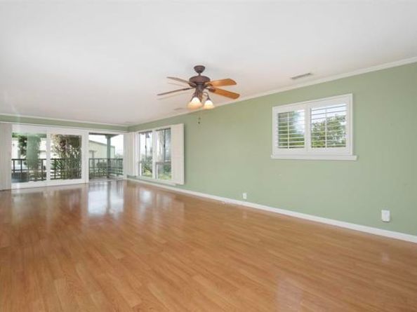 3621 Vista Campana 16, Oceanside CA 92057