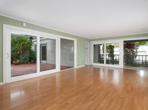 3621 Vista Campana 16, Oceanside CA 92057