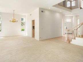 9618 Claiborne Square, La Jolla (san Diego) CA 92037