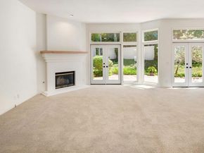 9618 Claiborne Square, La Jolla (san Diego) CA 92037