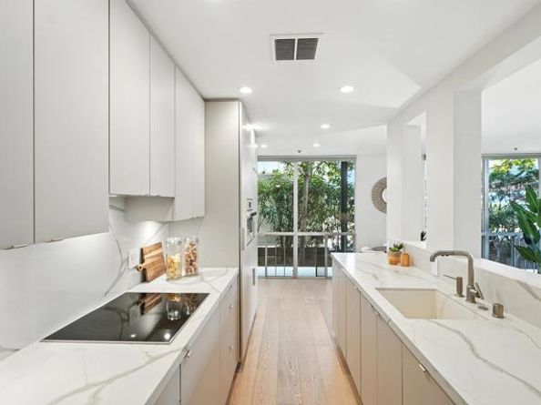 800 PROSPECT Street 1F, La Jolla (san Diego) CA 92037