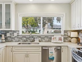 3747 Vista Campana 35, Oceanside CA 92057