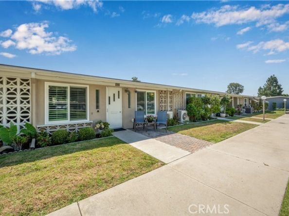 13671 Annandale Drive 11J, Seal Beach CA 90740
