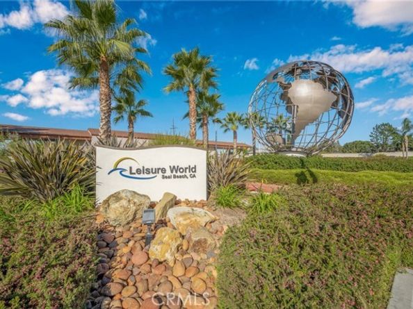 13671 Annandale Drive 11J, Seal Beach CA 90740