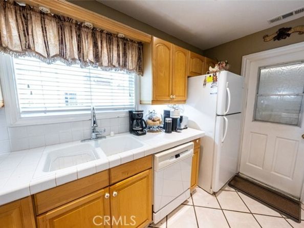 24532 Corta Cresta Drive, Lake Forest (el Toro) CA 92630