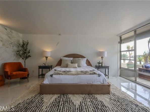 2525 Ocean Boulevard C1, Corona Del Mar (newport Beach) CA 92625