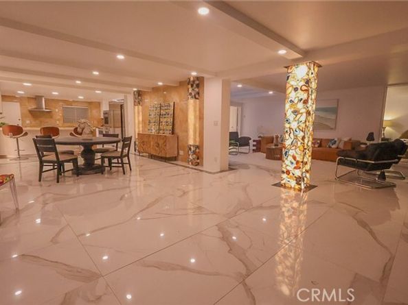 2525 Ocean Boulevard C1, Corona Del Mar (newport Beach) CA 92625