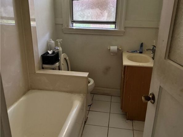 2123 High, Oakland CA 94601