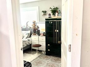 10712 Sherman, Sun Valley (los Angeles) CA 91352