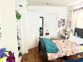 10712 Sherman, Sun Valley (los Angeles) CA 91352