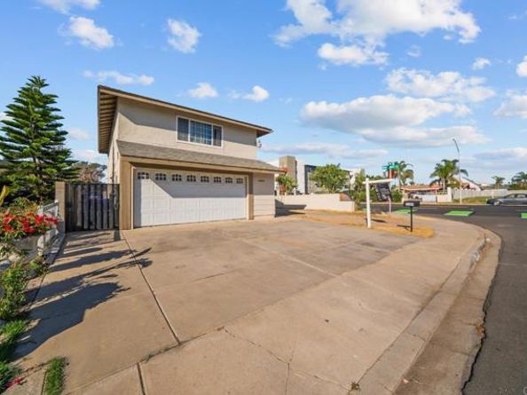 3184 Pocitos Way, San Ysidro (san Diego) CA 92173