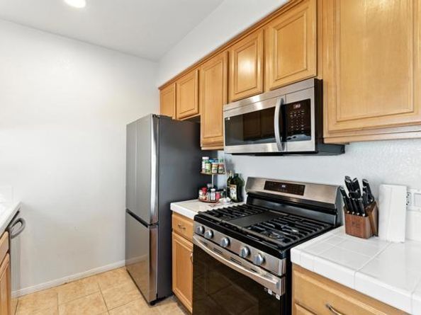 13009 Evening Creek Drive 8, San Diego CA 92128