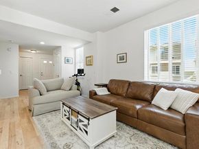 13009 Evening Creek Drive 8, San Diego CA 92128