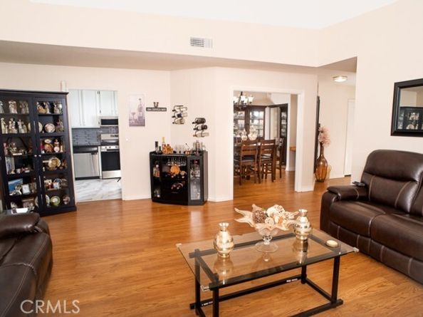 19928 Chase Street 2, Winnetka (los Angeles) CA 91306