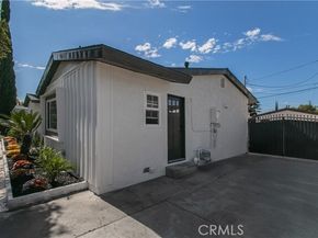 8527 Casaba Avenue, Winnetka (los Angeles) CA 91306