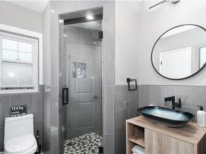 8527 Casaba Avenue, Winnetka (los Angeles) CA 91306