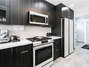 8527 Casaba Avenue, Winnetka (los Angeles) CA 91306