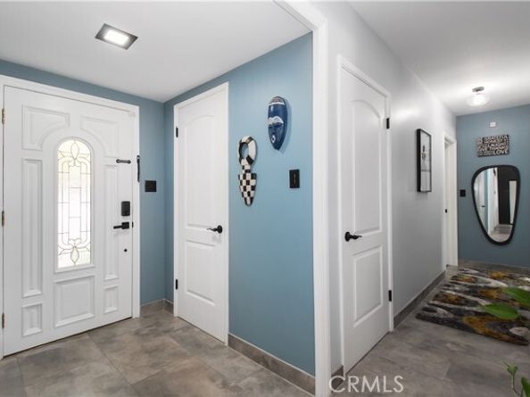 8527 Casaba Avenue, Winnetka (los Angeles) CA 91306
