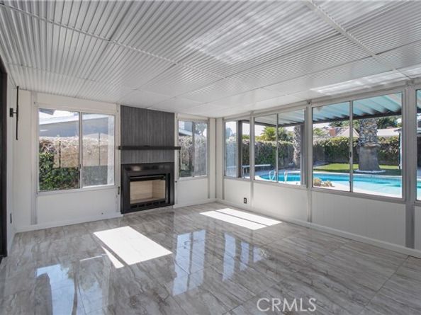8527 Casaba Avenue, Winnetka (los Angeles) CA 91306