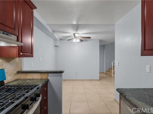 14265 Terra Bella St 10, Panorama City (los Angeles) CA 91402