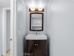 14265 Terra Bella St 10, Panorama City (los Angeles) CA 91402