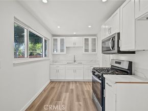 8900 Hazeltine Ave, Panorama City (los Angeles) CA 91402