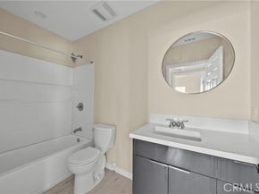 8900 Hazeltine Ave, Panorama City (los Angeles) CA 91402