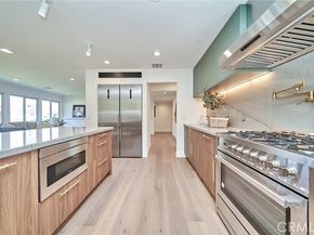 9604 Swinton, North Hills (los Angeles) CA 91343