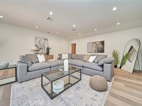 9604 Swinton, North Hills (los Angeles) CA 91343