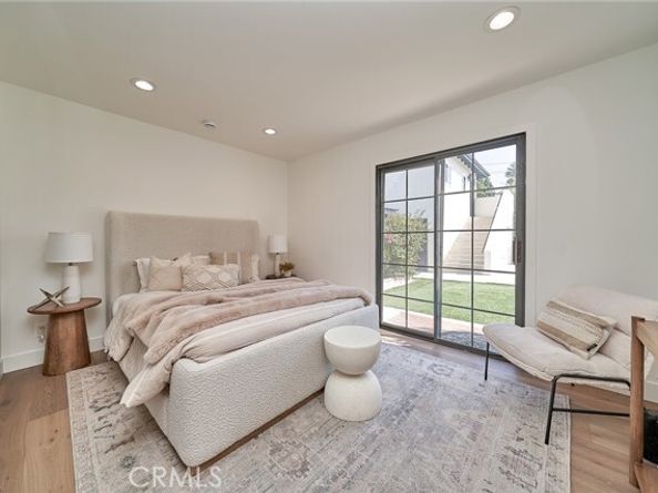 9604 Swinton, North Hills (los Angeles) CA 91343