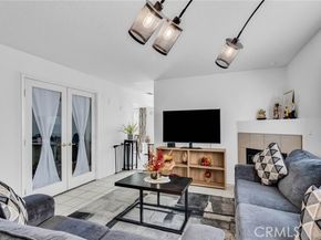 9155 Cedros Avenue 12, Panorama City (los Angeles) CA 91402