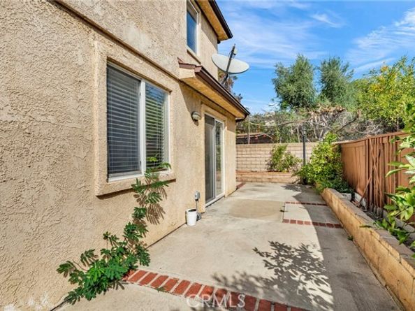 9155 Cedros Avenue 12, Panorama City (los Angeles) CA 91402