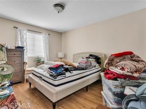 9155 Cedros Avenue 12, Panorama City (los Angeles) CA 91402