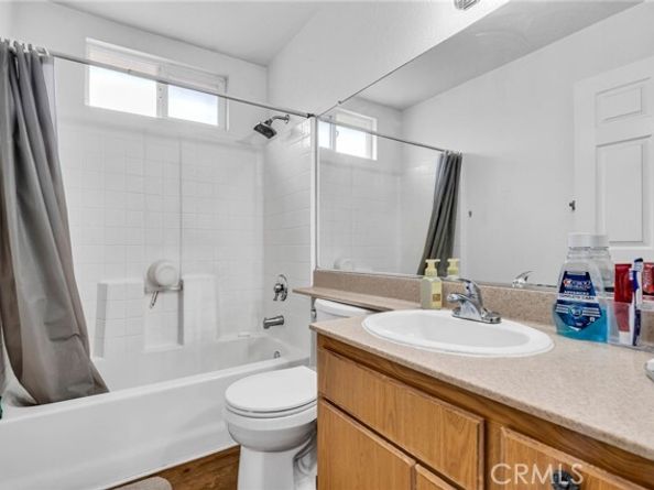 9155 Cedros Avenue 12, Panorama City (los Angeles) CA 91402