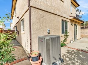 9155 Cedros Avenue 12, Panorama City (los Angeles) CA 91402