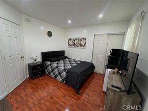 7327 N Loma Verde, Canoga Park (los Angeles) CA 91303
