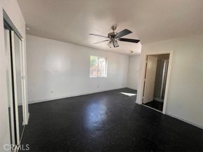 7327 N Loma Verde, Canoga Park (los Angeles) CA 91303