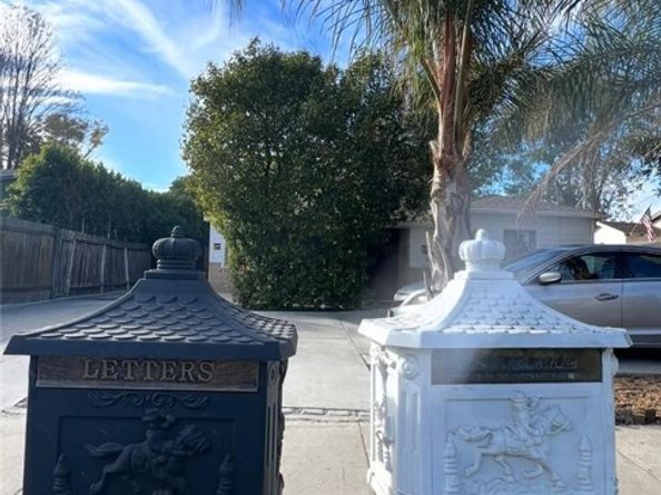7327 N Loma Verde, Canoga Park (los Angeles) CA 91303