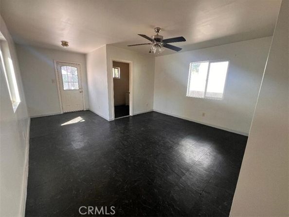 7327 N Loma Verde, Canoga Park (los Angeles) CA 91303