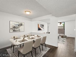 22038 Vanowen St. 215, Woodland Hills (los Angeles) CA 91303