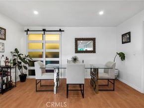 18530 Hatteras Street 213, Tarzana (los Angeles) CA 91356