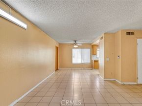 8828 Burnet Avenue 9, North Hills (los Angeles) CA 91343